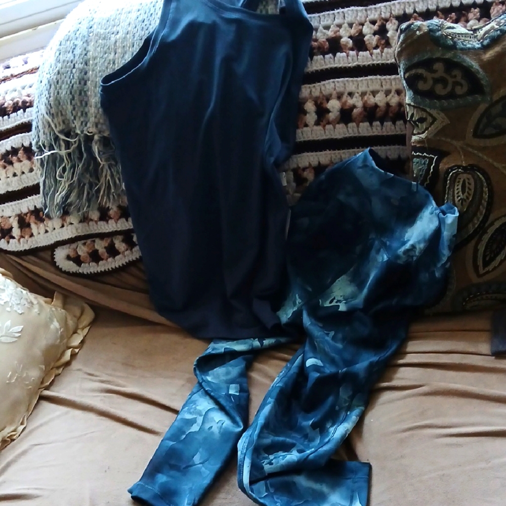 Elegant Navy Blue Sleeveless Dress